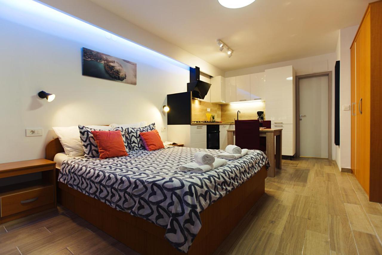 Apartments Kiwi Ρόβινι Εξωτερικό φωτογραφία