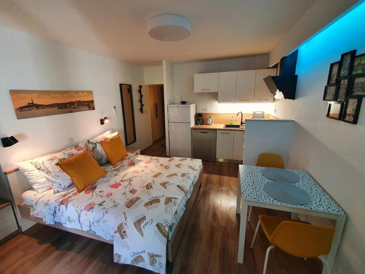 Apartments Kiwi Ρόβινι Εξωτερικό φωτογραφία